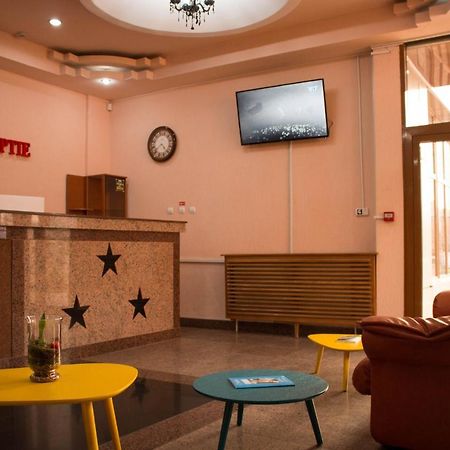 N&S Hotel Barlad Bîrlad Exteriér fotografie