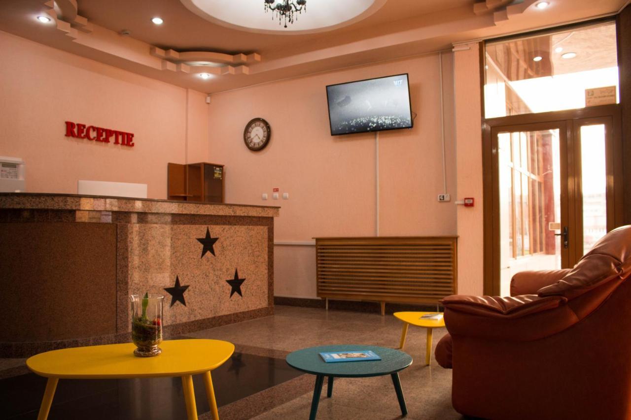 N&S Hotel Barlad Bîrlad Exteriér fotografie